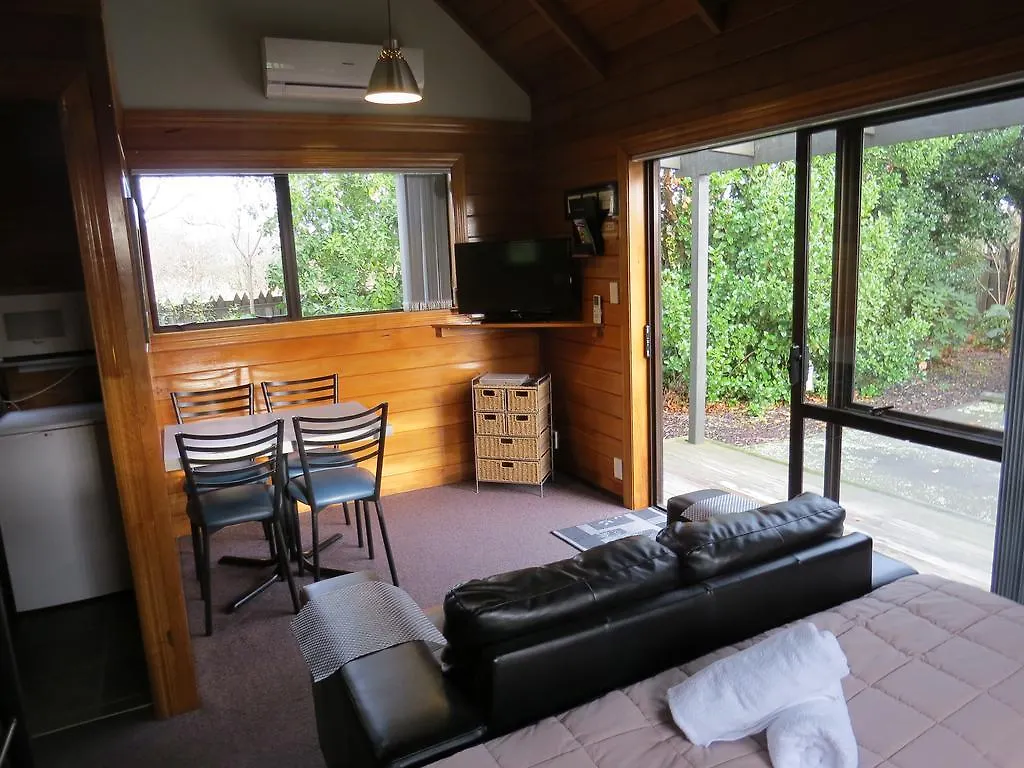 Christchurch Kiwi Holiday Park & Motels